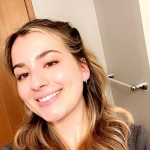 Meet your Posher, Alice